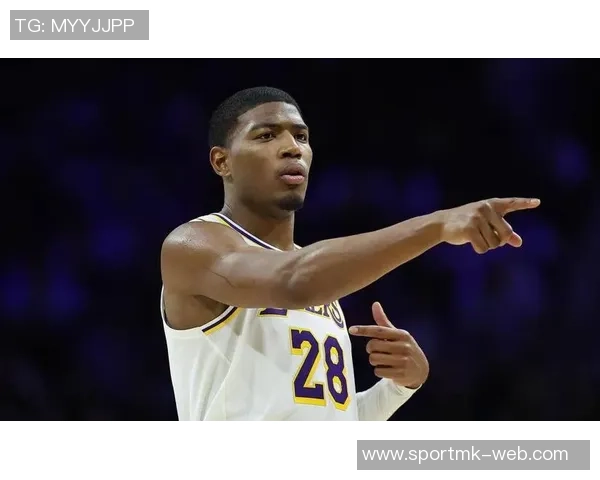 八村塁绝杀前里夫斯强攻扳平比分回防怒喷裁判展现巨星气质